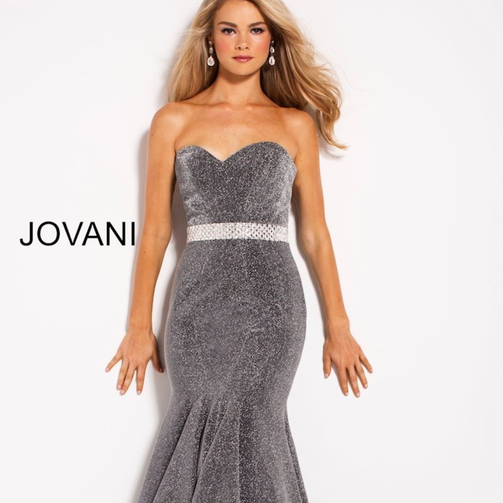 Brand New -Never worn! Jiovani Sparkle